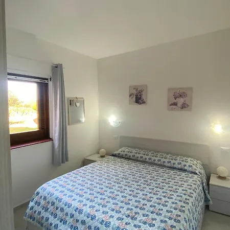 펜션 Casa Smeralda: Con Giardino E Vicino Al Mare Punta Molara